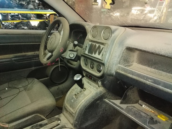  Jeep COMPASS 2011    EN DESARME